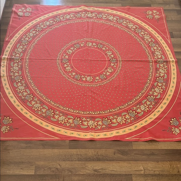 French Country Tablecloth - Picture 2 of 5